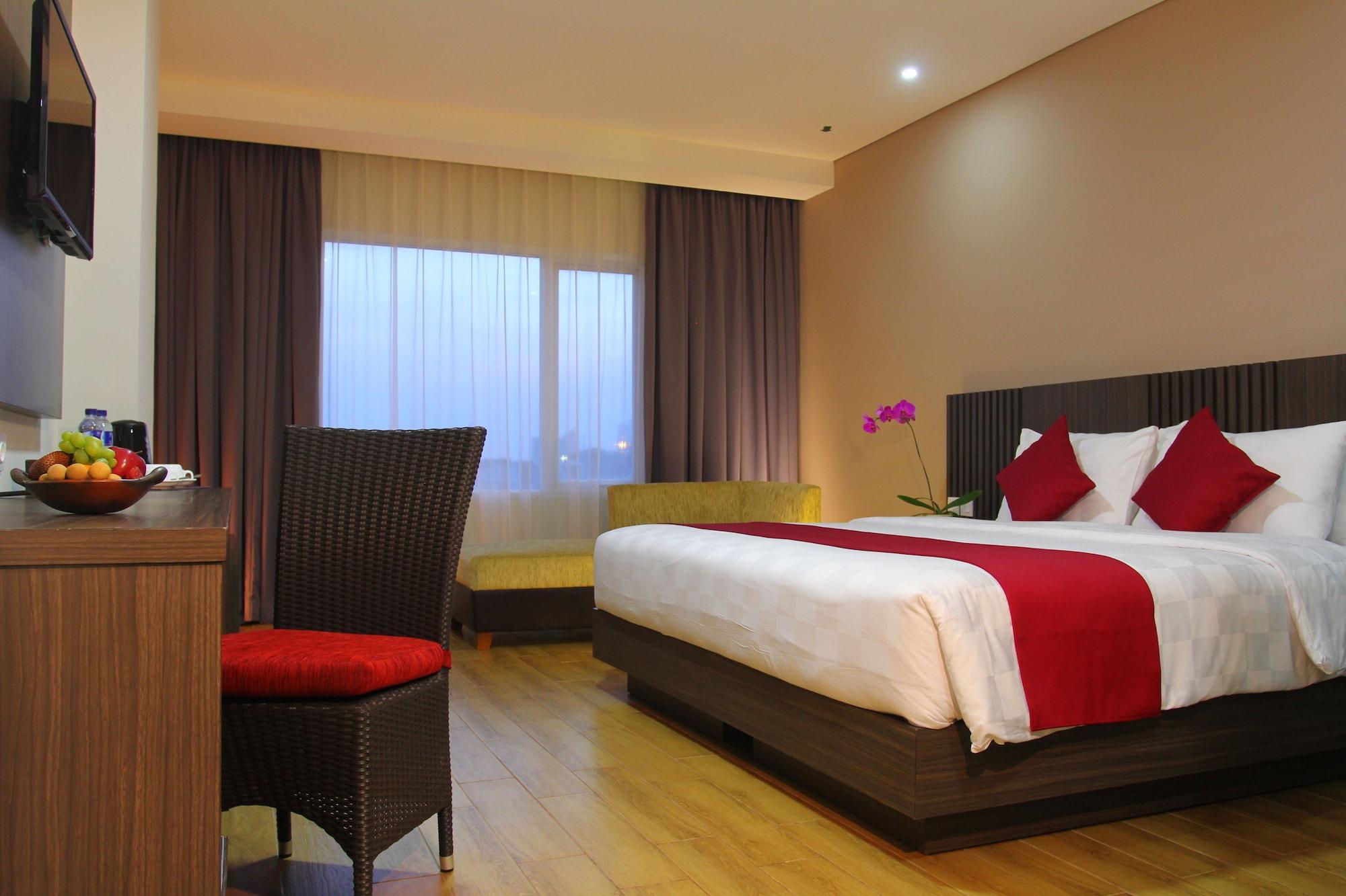 Merapi Merbabu Hotels Bekasi Exteriör bild