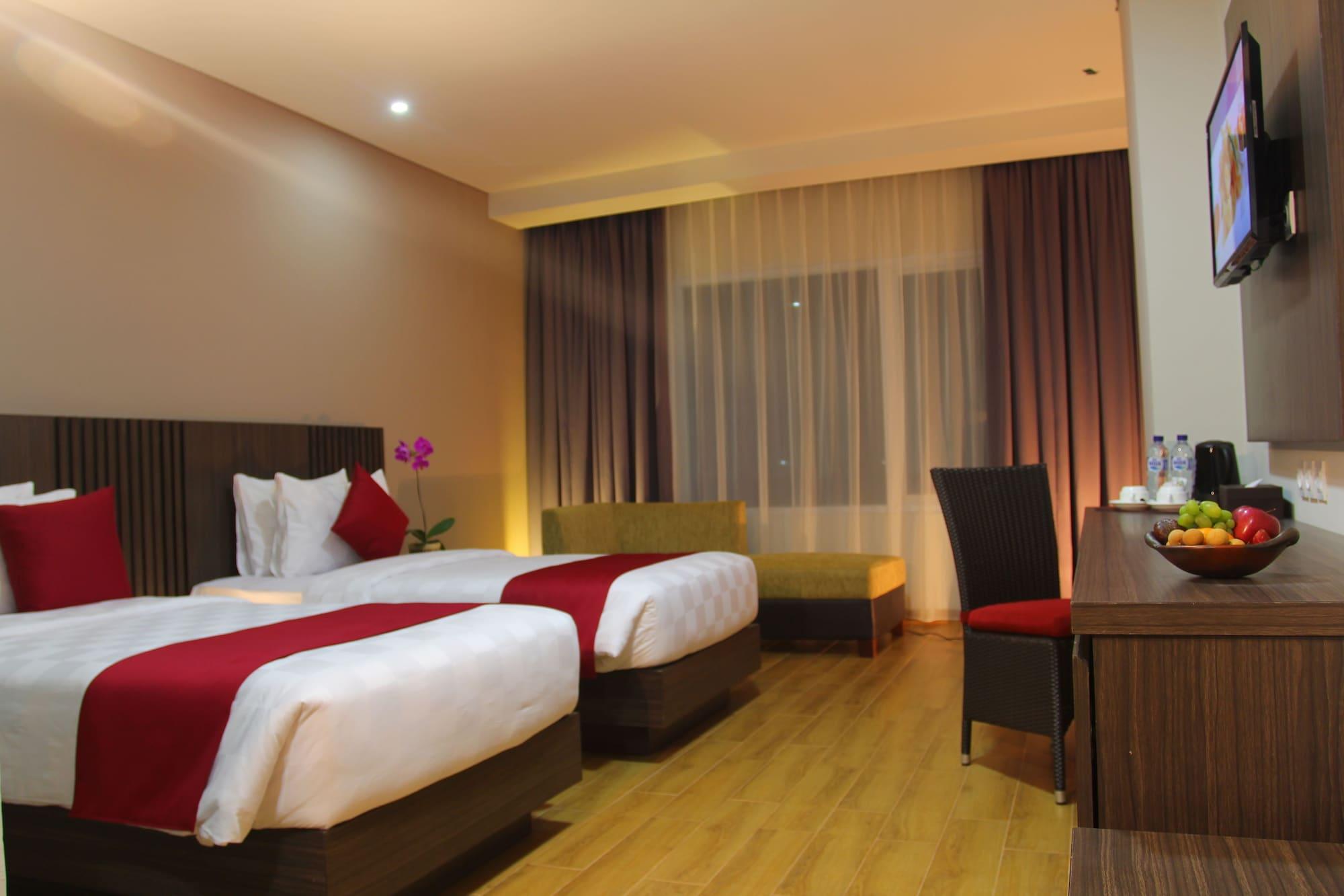 Merapi Merbabu Hotels Bekasi Exteriör bild